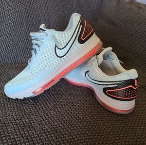 Nike Zoom All Out